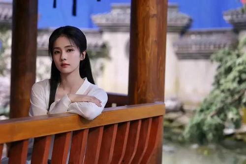 白鹿在线观看,穿越时空的浪漫传奇